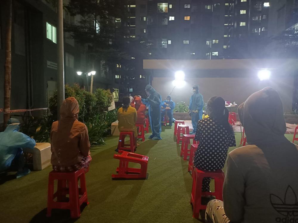 TP. Hồ Chí Minh tiếp tục giãn cách xã hội theo Chỉ thị 16 đến ngày 1/8